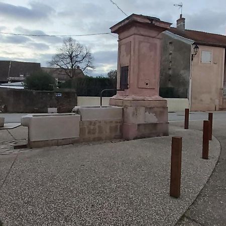 Le Gite Et Puits C'Est Tout Préty Exterior foto